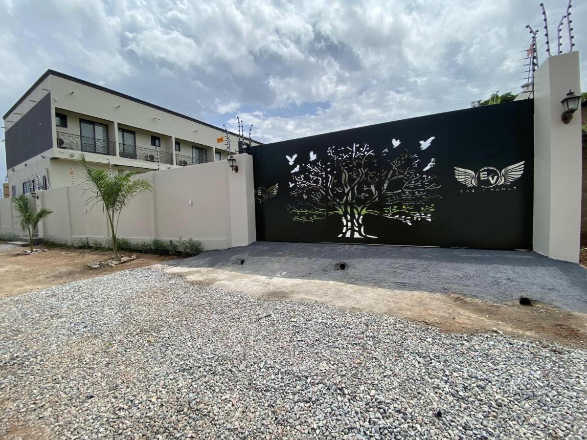فندق Eagle Vault Kwabenya المظهر الخارجي الصورة
